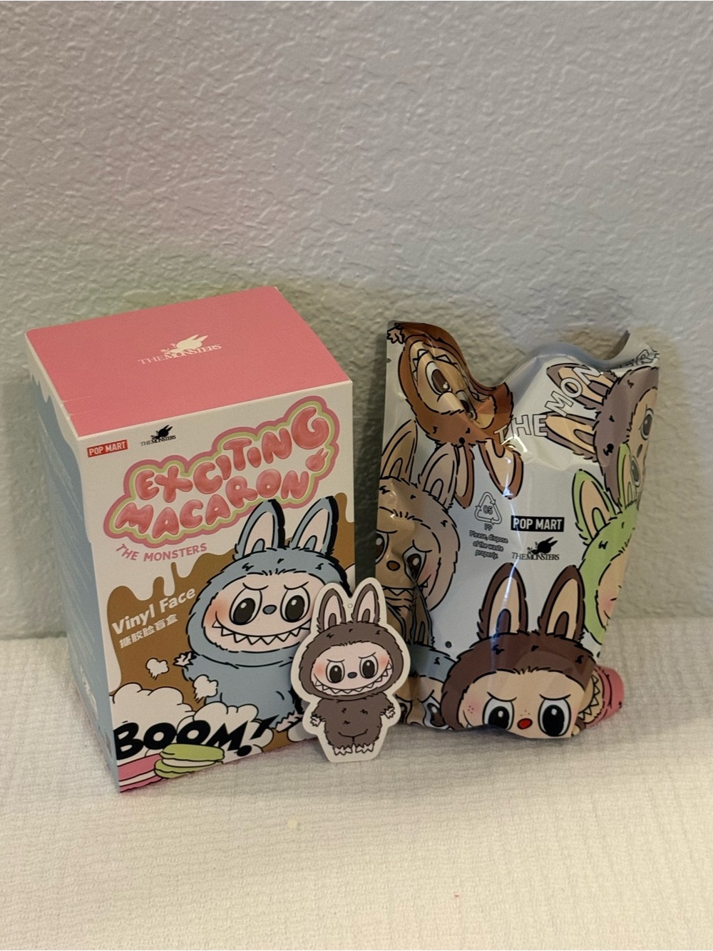 POP MART The Monsters Exciting Macaron Vinyl SESAME BEAN w/ Box & Card